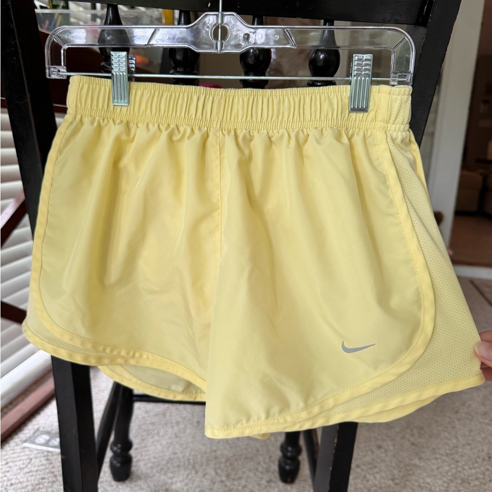 Nike Yellow DRI-FIT - tag Med (fit a little smaller)